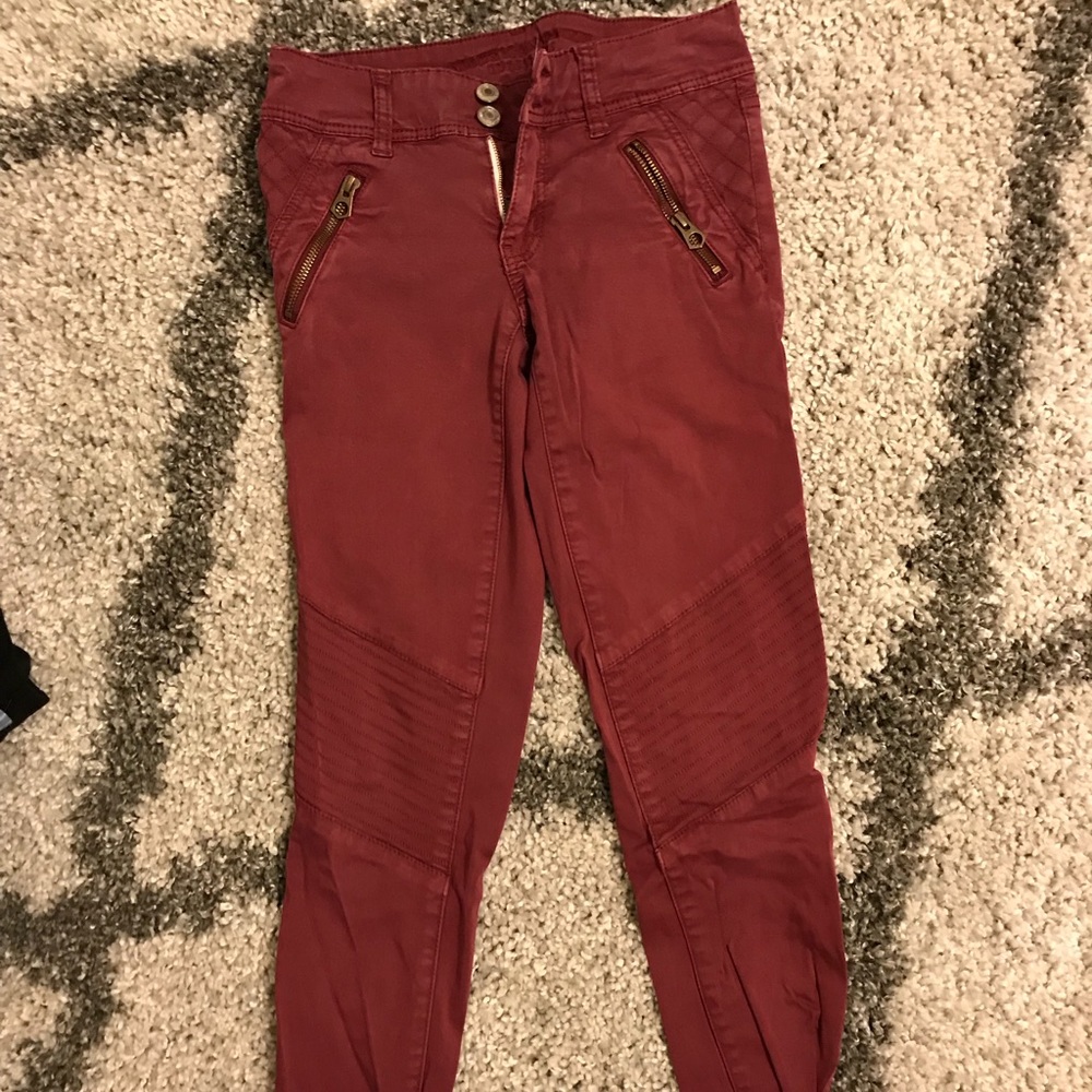 american eagle burgundy jeans